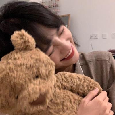 我家大床通古代，被女帝偷听心声